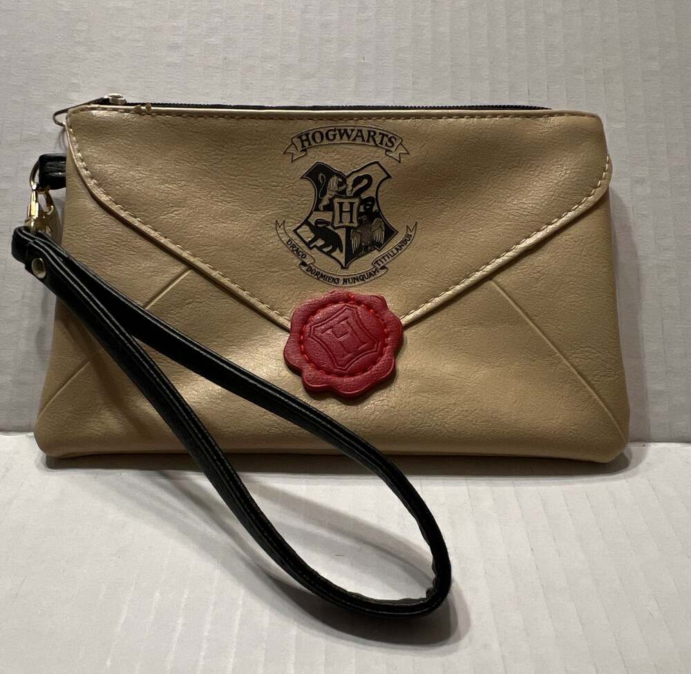 Harry Potter Hogwarts Acceptance Letter Wristlet Clutch Pouch